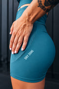 Unbroken Short Women Teal