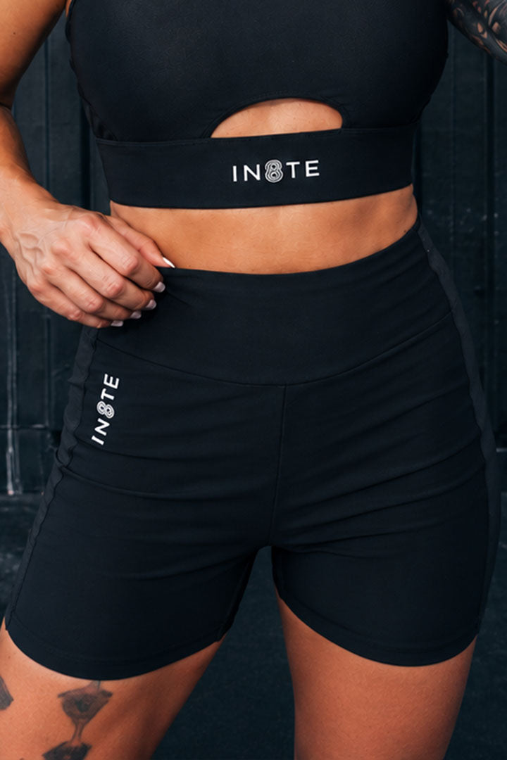 Unbroken Short Women Black