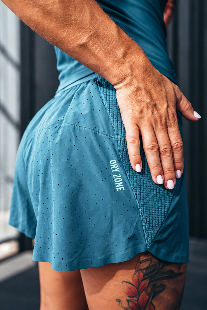 women woven shorts teal dry zone