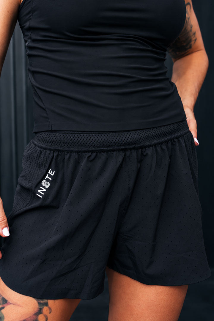 Breaking 50 Short Women Black